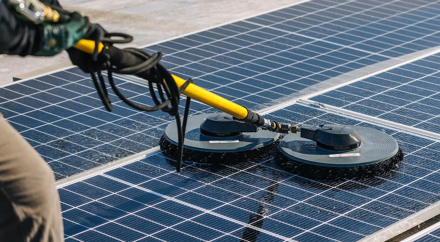 Solar Panel Cleaning Service